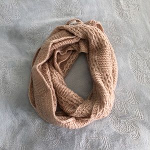 Light Pink Knit H&M Scarf